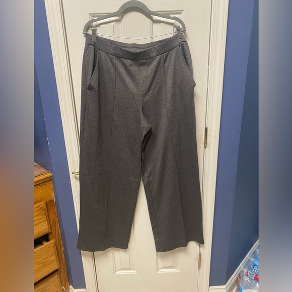 H by Halston Petite Wide-Leg Herringbone Pants with Pintuck Black size 16 - Picture 4 of 12